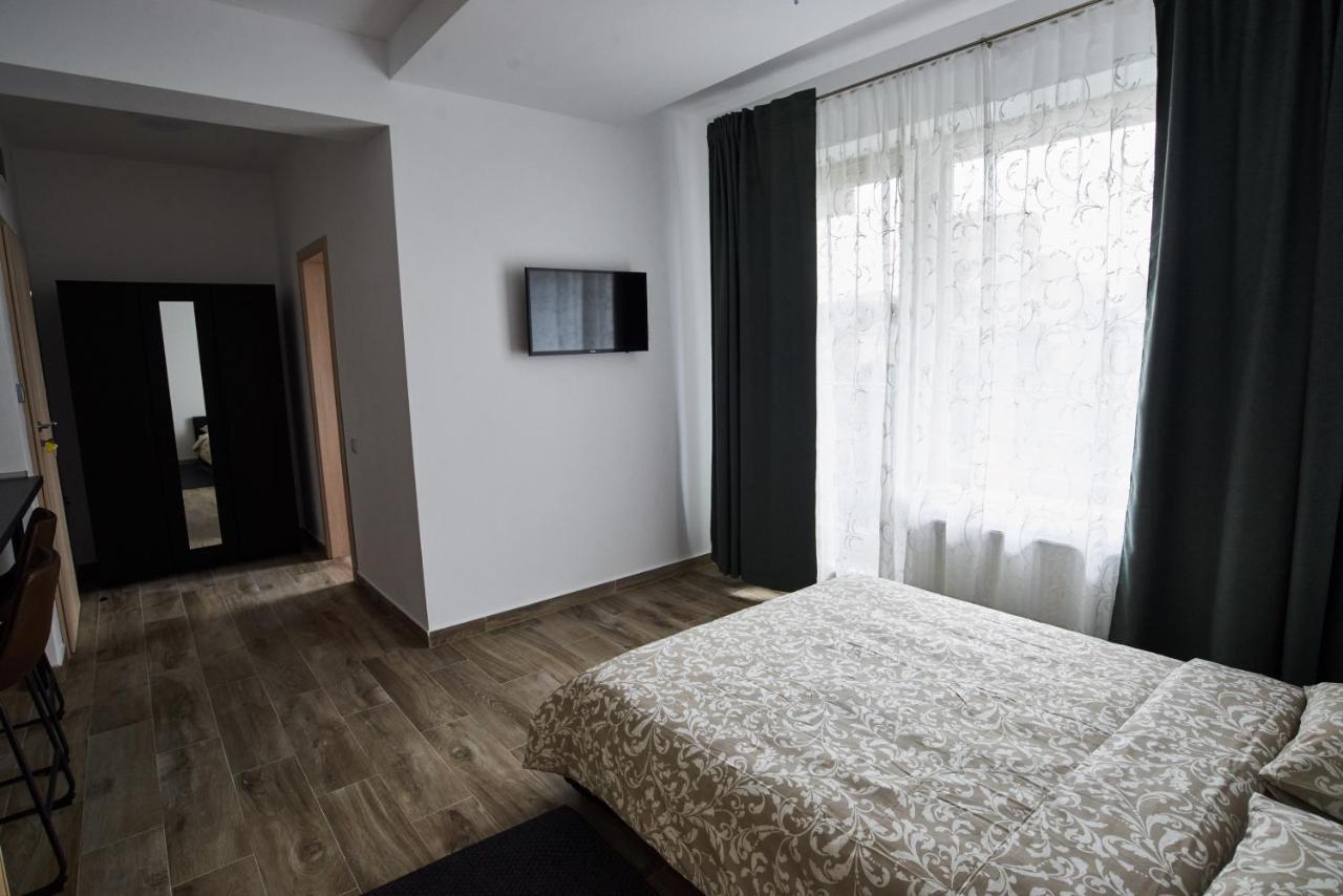 At Central Apartments Bukarest Exterior foto